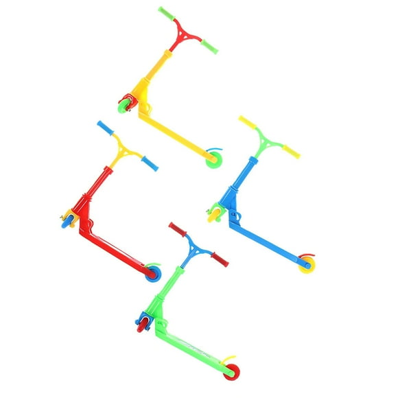 4Pcs Baby Two Wheel Scooter Plastic Skateboards Model Educational Plastic Children's Skateboards Model Toys Colorful Folding Scooters Kindergarden Decorations Type2