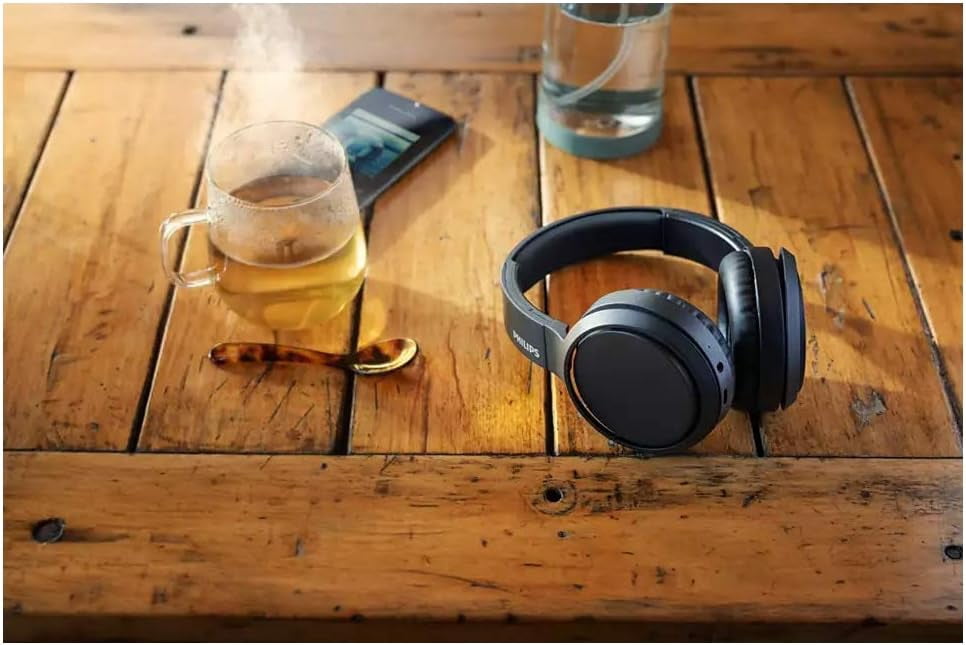 PHILIPS H5205 Over-Ear Wireless Headphones with 40mm Drivers, Lightweight Cushioned Headband, 29Hrs, USB-C, Bass Boost, Black