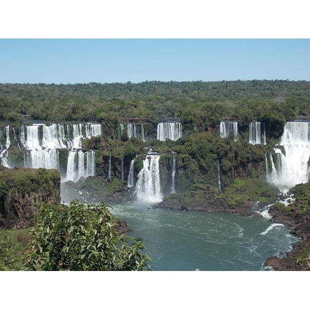 Iguaaƒae A A Aƒa Sa A U Cataracts Foz Waterfall Water Falls Inch By 30 Inch Laminated Poster With Bright Colors And Vivid Imagery Fits Perfectly In Many Attractive Frames Walmart Com Walmart Com