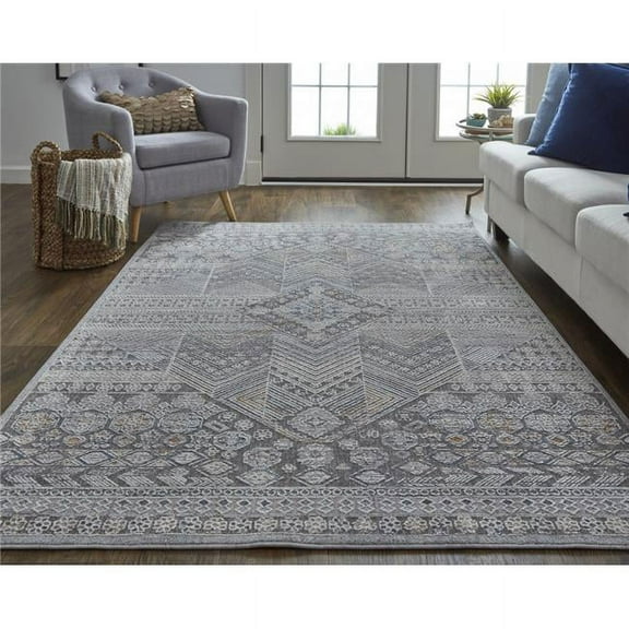 HomeRoots 513755 9 x 12 ft. Ivory & Gray Geometric Power Loom Distressed Stain Resistant Rectangle Area Rug