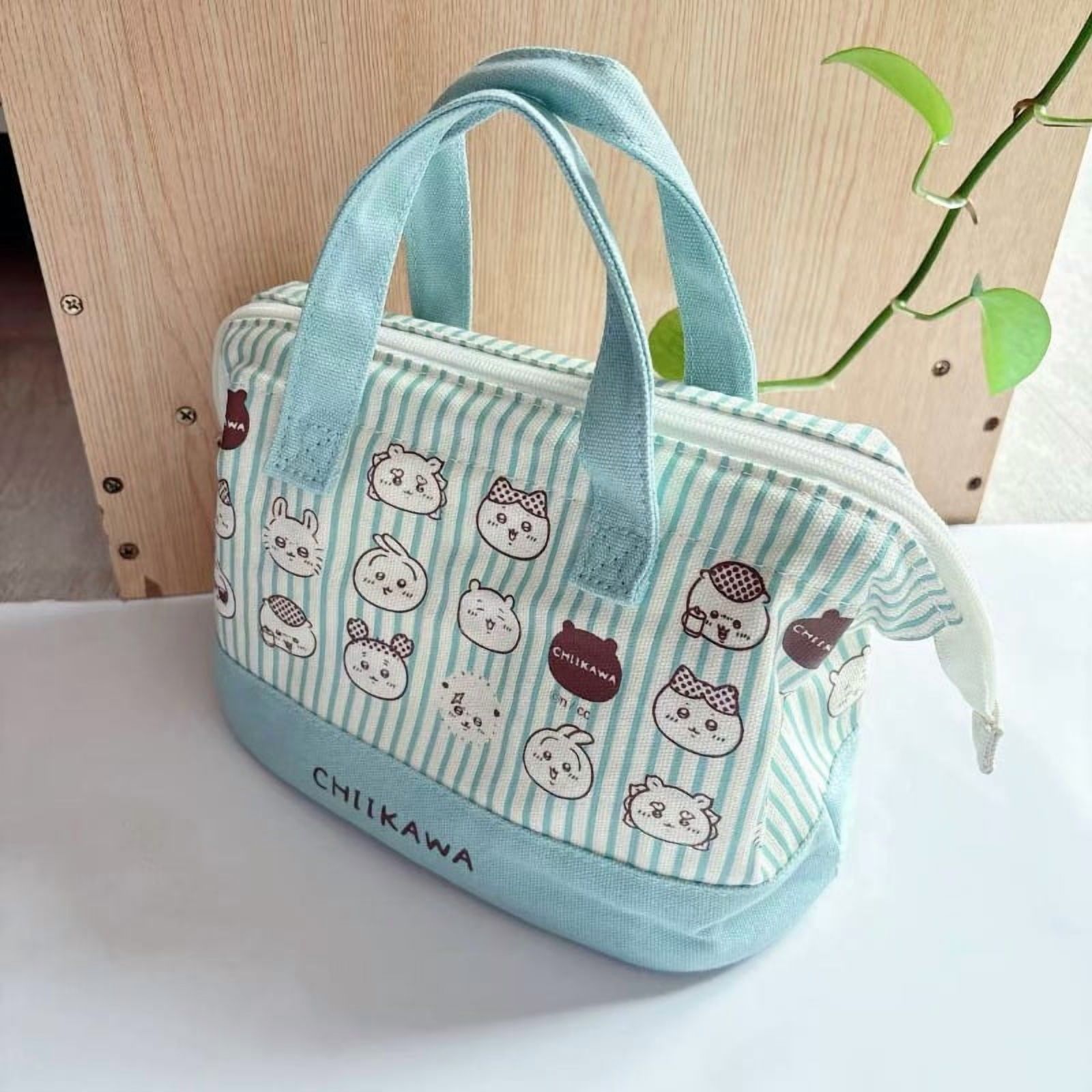 Chiikawa Bento Bag Usagi Kawaii Aluminum Foil Keep Warm Lunch Box Storage Bag Handheld Commute Portable Meal Case