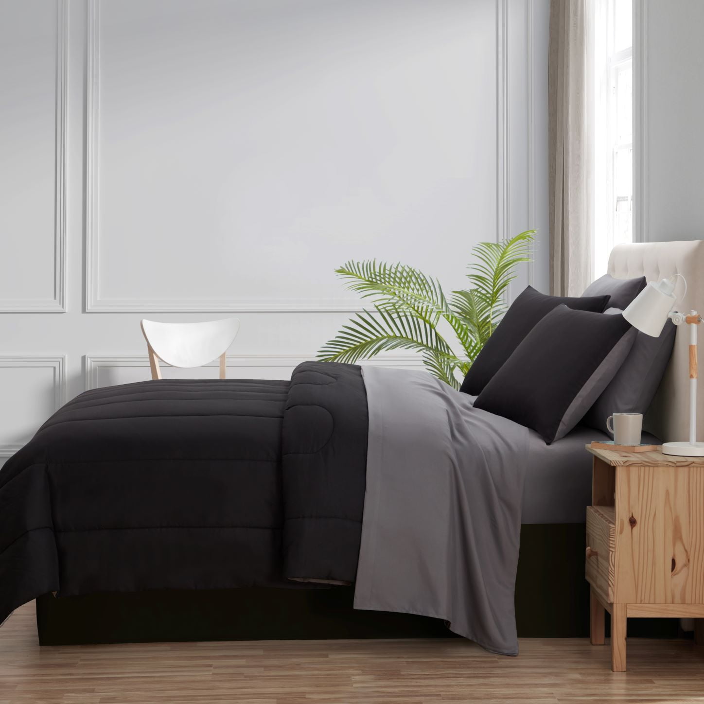Mainstays Black 7-Piece Reversible Bed in a Bag Comforter Set with Sheets, Full