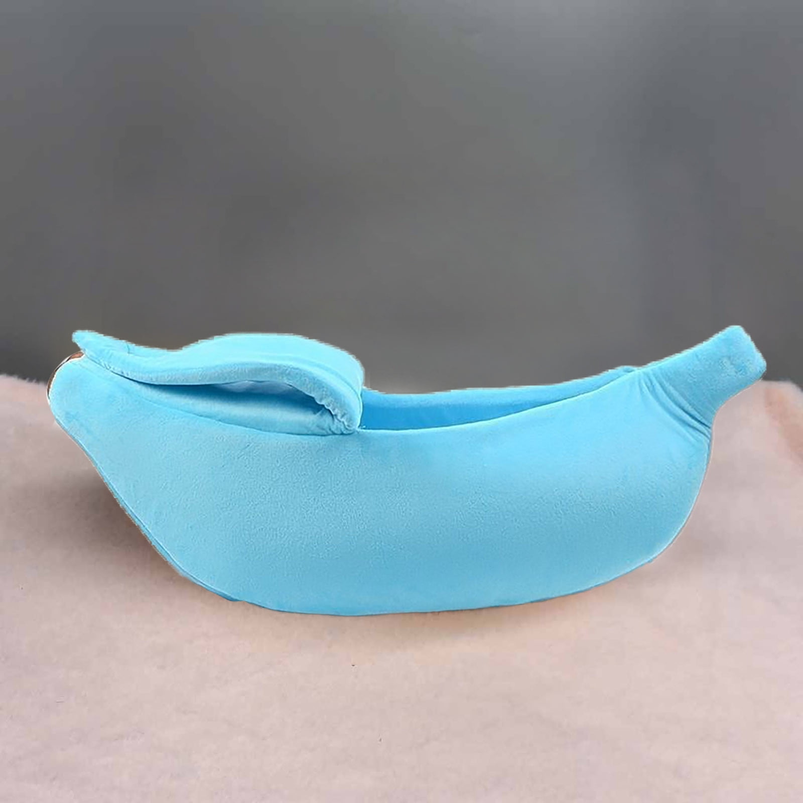 Banana Shaped Pet Bed for Cats and Small Dogs Cozy Comfort Mat Durable Portable Warm Sleeping Pad Pet Supplies