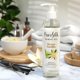 thumbnail image 4 of Aceite de afeitar Pure Silk Vainilla Cálida 227 ml Hidratante, 4 of 6