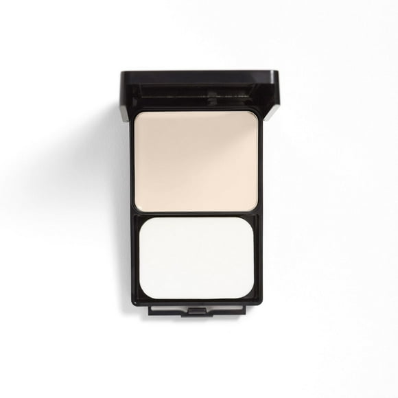 COVERGIRL Outlast Extreme Wear 3-in-1 Foundation, Oil & Fragrance Free, Hypoallergenic, Creamy lightweight texture, Matte look, 100% Cruelty-Free