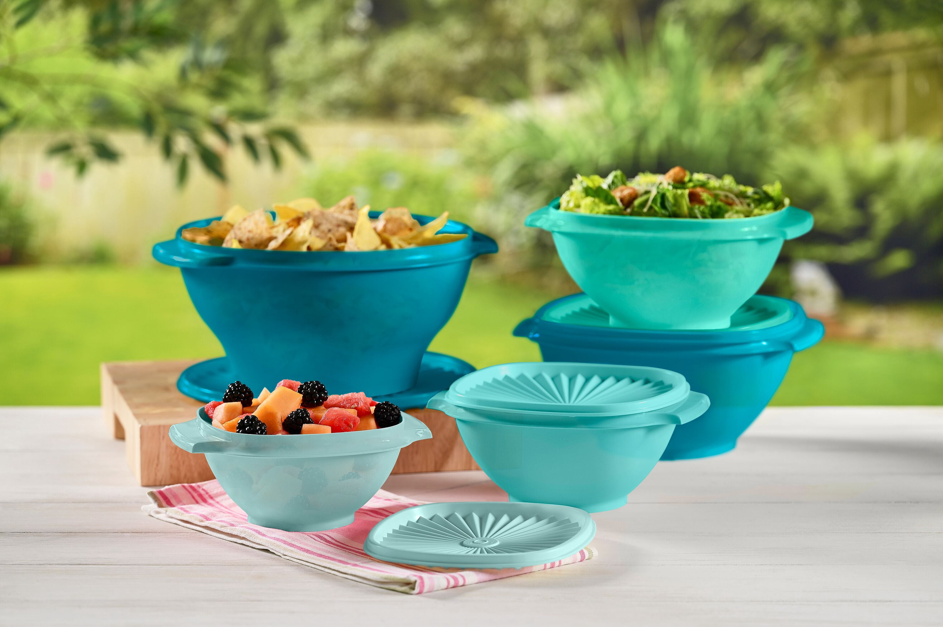Tupperware Heritage 36 PC Set - Green