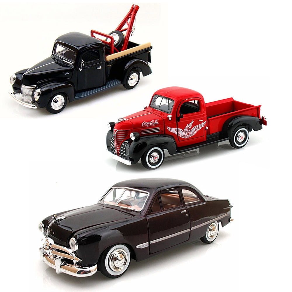 Best of 1940s Diecast Cars - Set 2 - Set of Three 1/24 Scale Diecast
