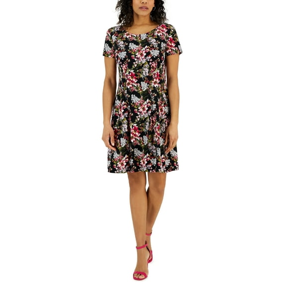 Women's Printed Round-Neck Short-Sleeve Dress Berry 10
