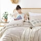 thumbnail image 2 of Juego de edredón JANZAA tamaño queen size beige con volantes, 3 unidades con fundas de almohada, 2 of 9
