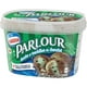Dessert glacé PARLOUR® Menthe et tourbillon de chocolat Contenant de 1,5 L – image 7 sur 9