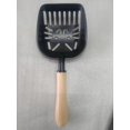 thumbnail image 3 of Pala para arena para gatos Cuchara para arena de metal con revestimiento de adherencia mínima - Tamiz para arena con pala profunda - Mango de madera maciza de primera calidad, 3 of 3
