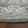 thumbnail image 3 of SAFAVIEH Ebony Aindreas Medallion Area Rug, Ivory/Dark Grey, 6' x 6' Round, 3 of 10