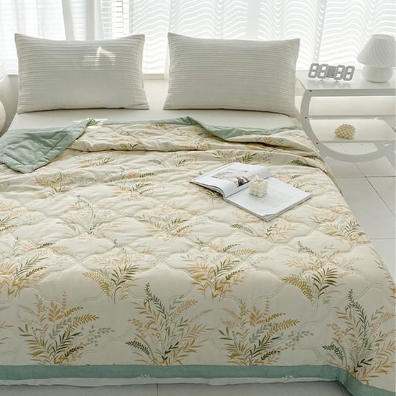 Lightweight Summer Quilt, Cooling Breathable Blanket for Hot Sleepers, Printed Floral Quilt for Dorm Bedding, Machine Washable,78.74*59.06 in