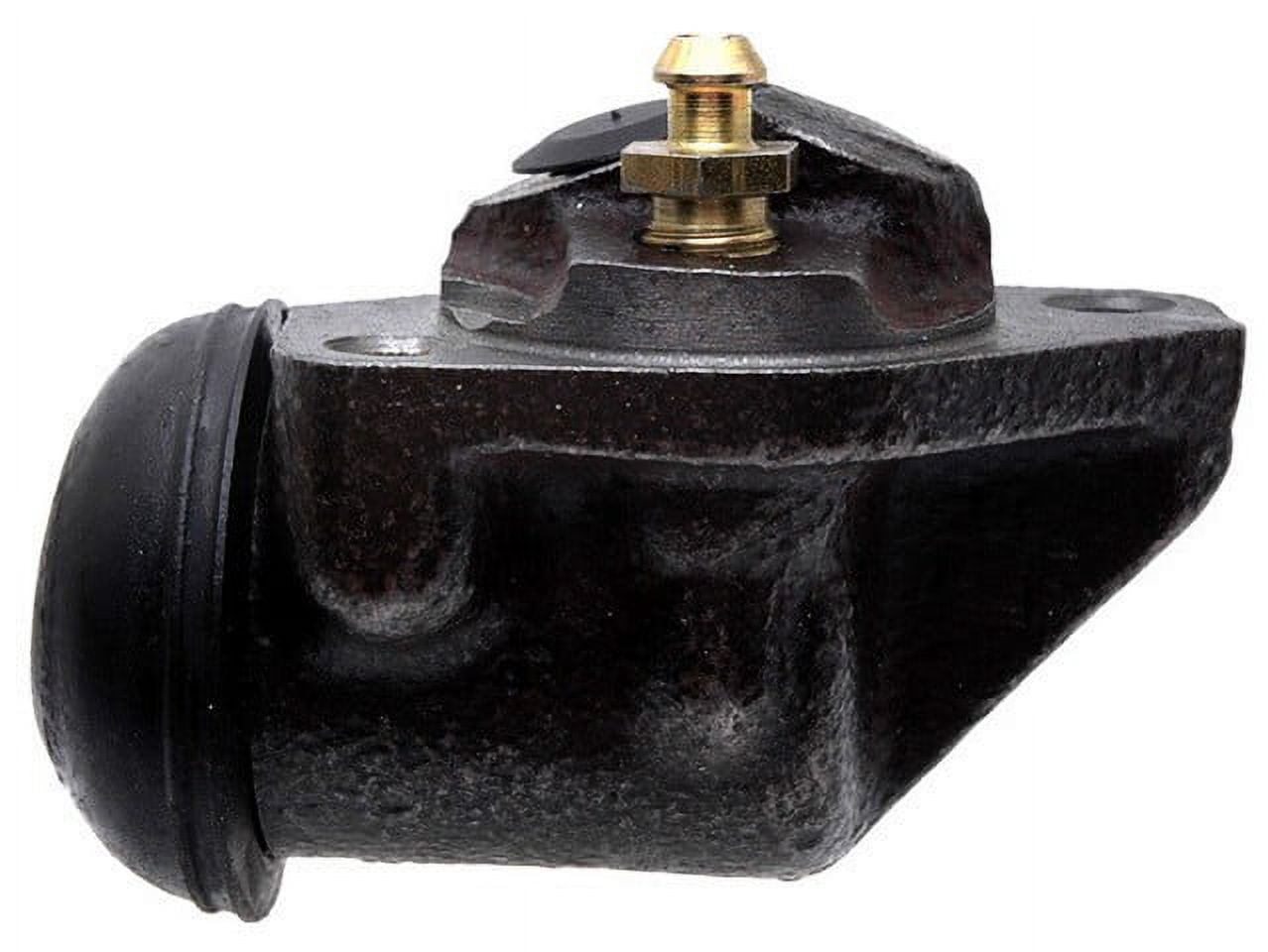 Raybestos WC9695 Professional Grade Drum Brake Wheel Cylinder Fits select: 1968 INTERNATIONAL TRAVELALL, 1966-1967 INTERNATIONAL 900-1500