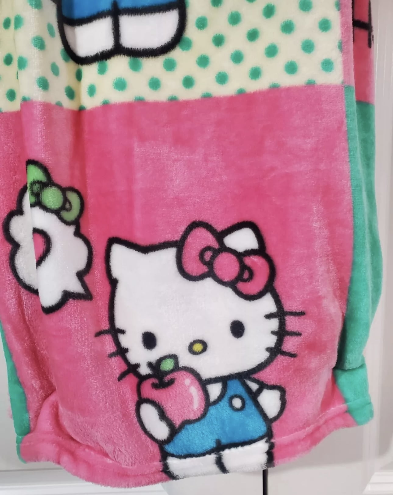 Hello Kitty Apple Boxes Silk Touch Throw Blanket