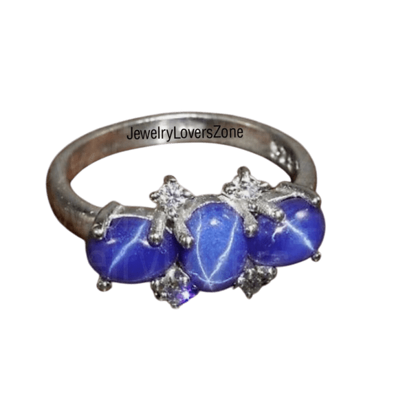 JewelryLoversZone 3-Stone Blue Star Sapphire Gems Ring 925 Sterling Silver Timeless and Elegant Jewelry for Special Occasions Silver 3