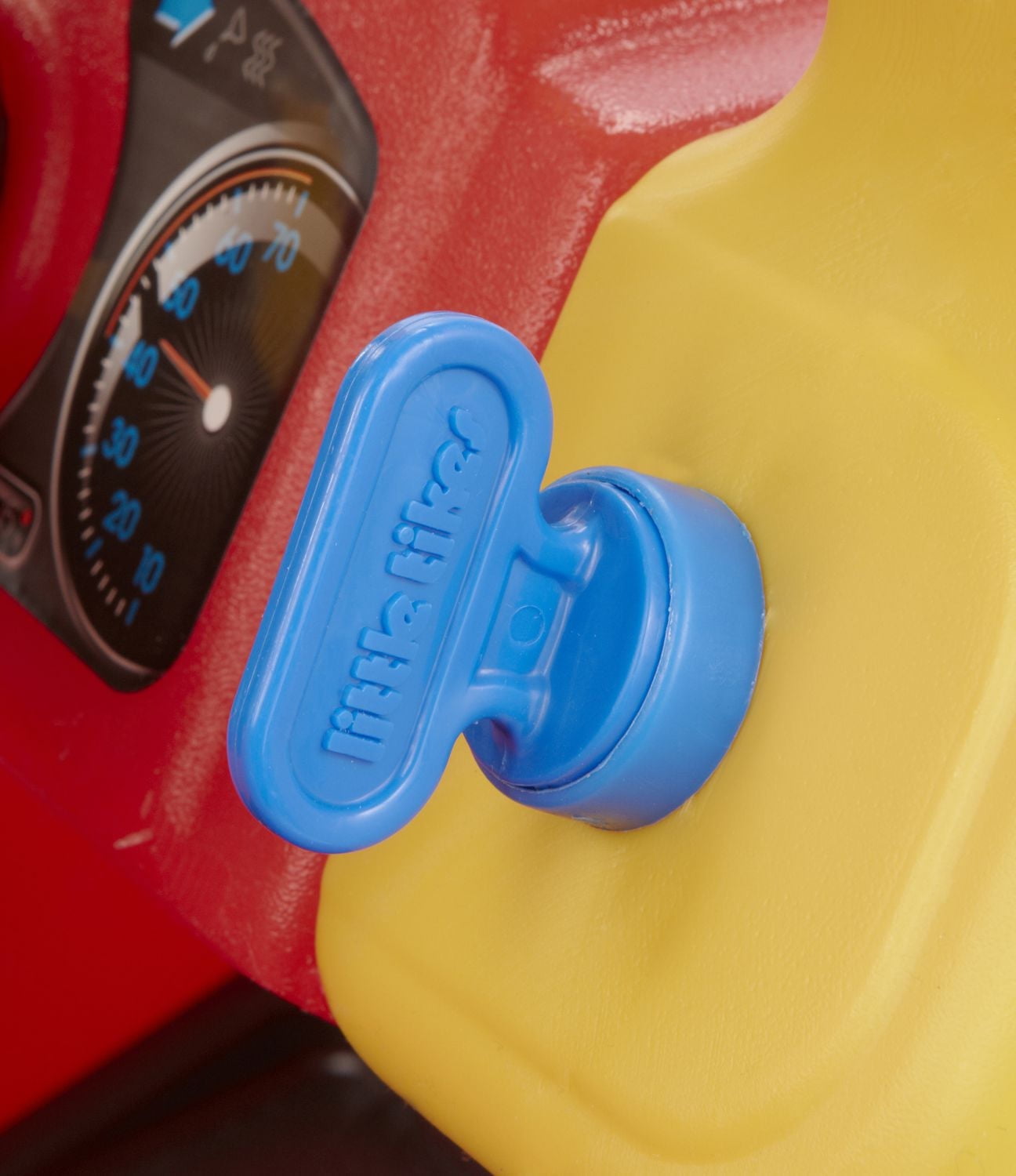 Little Tikes Cozy Coupe Plancher amovible.