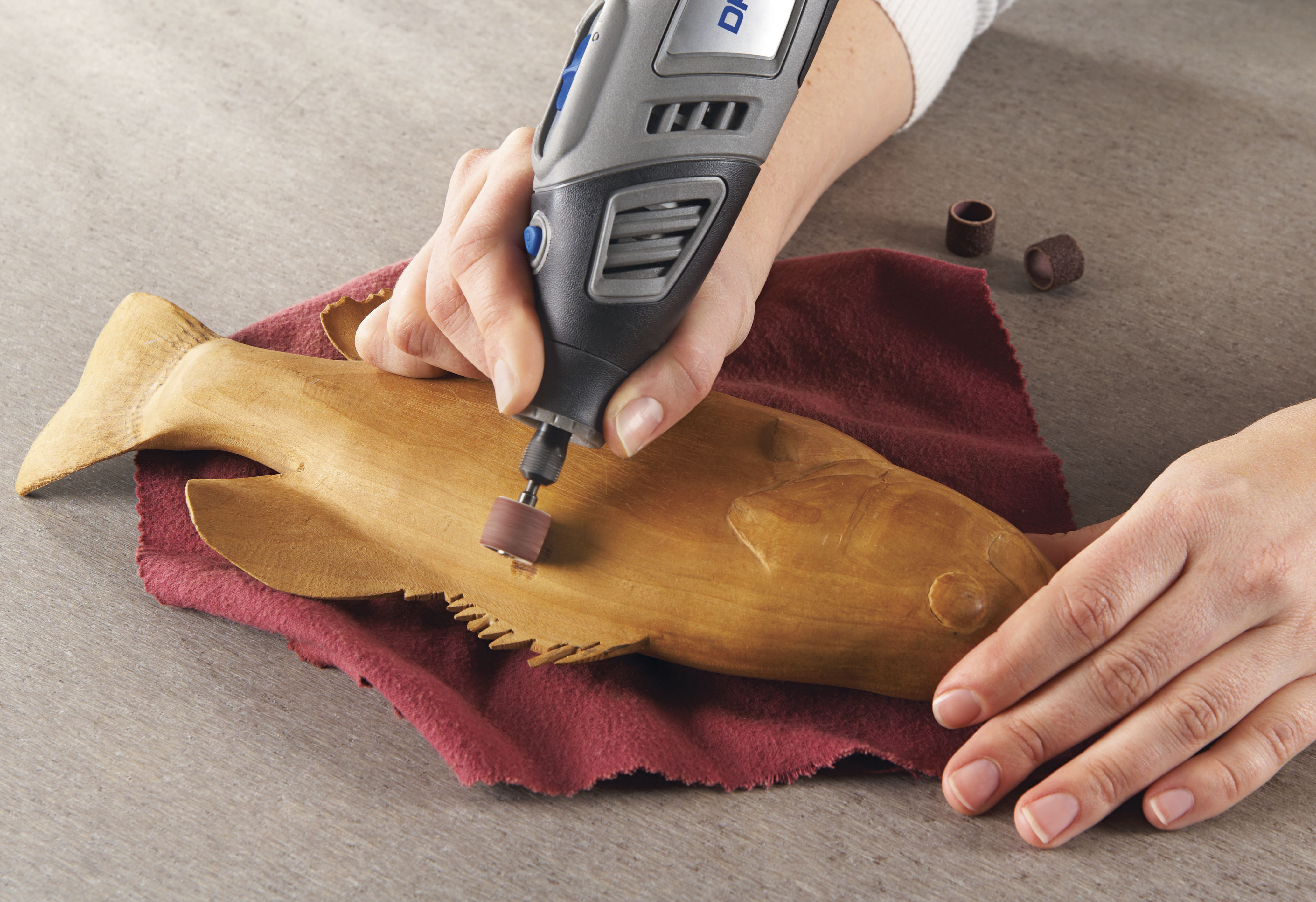 Dremel 8100-N/8 8V Max Cordless Rotary Tool Kit photo 2