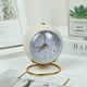 thumbnail image 4 of Reloj de escritorio pequeño de diseño sencillo y bonito Retro, luz nocturna, silencioso, sin tictac, niños, dormitorio, viajes, mesita de noche, 4 of 5