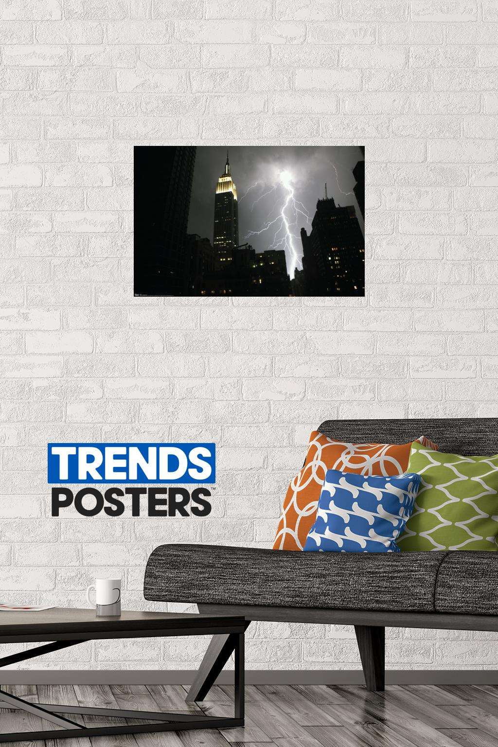 New York City - Lightning Storm Wall Poster, 14.725" x 22.375"