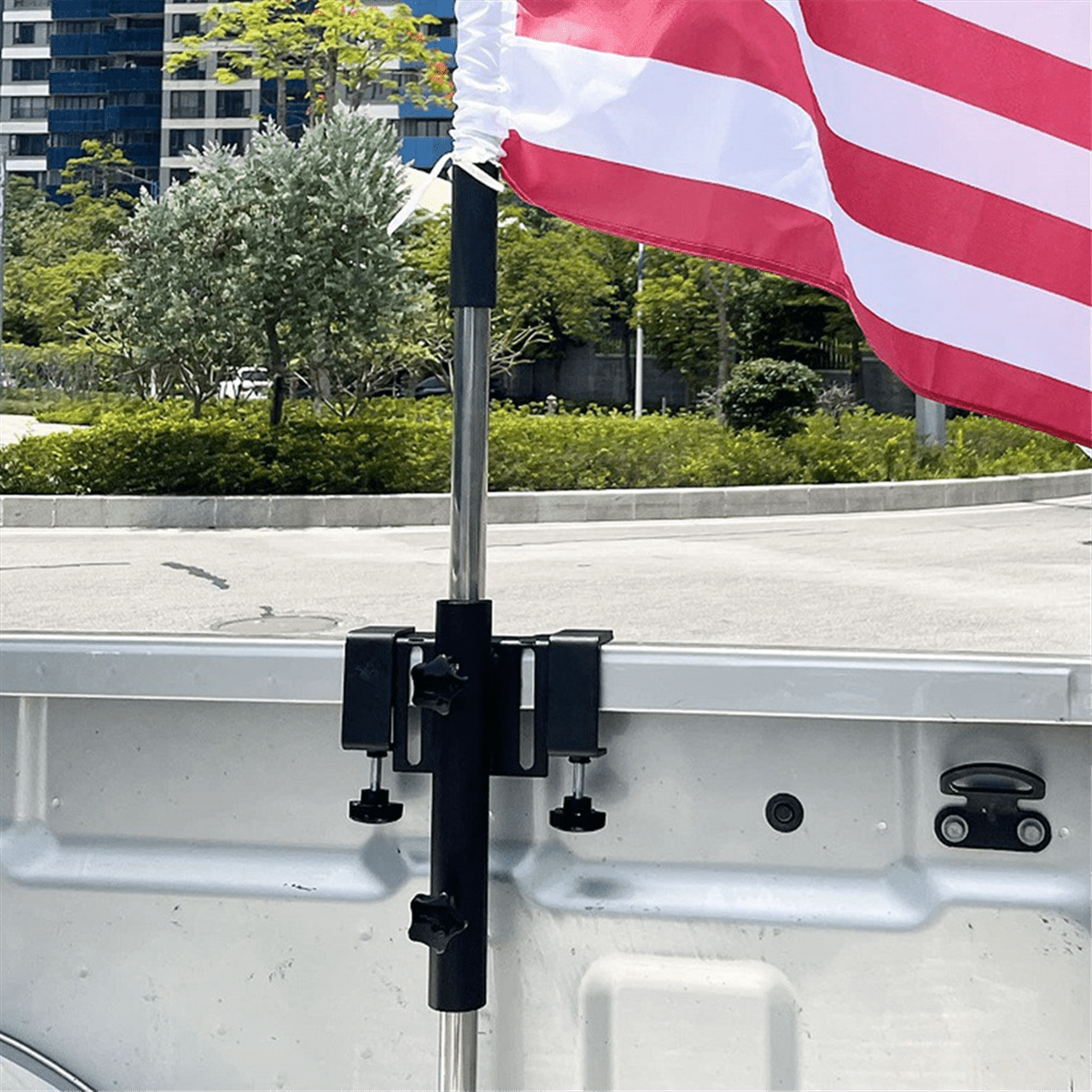 Receiver hitch flag pole mount discount