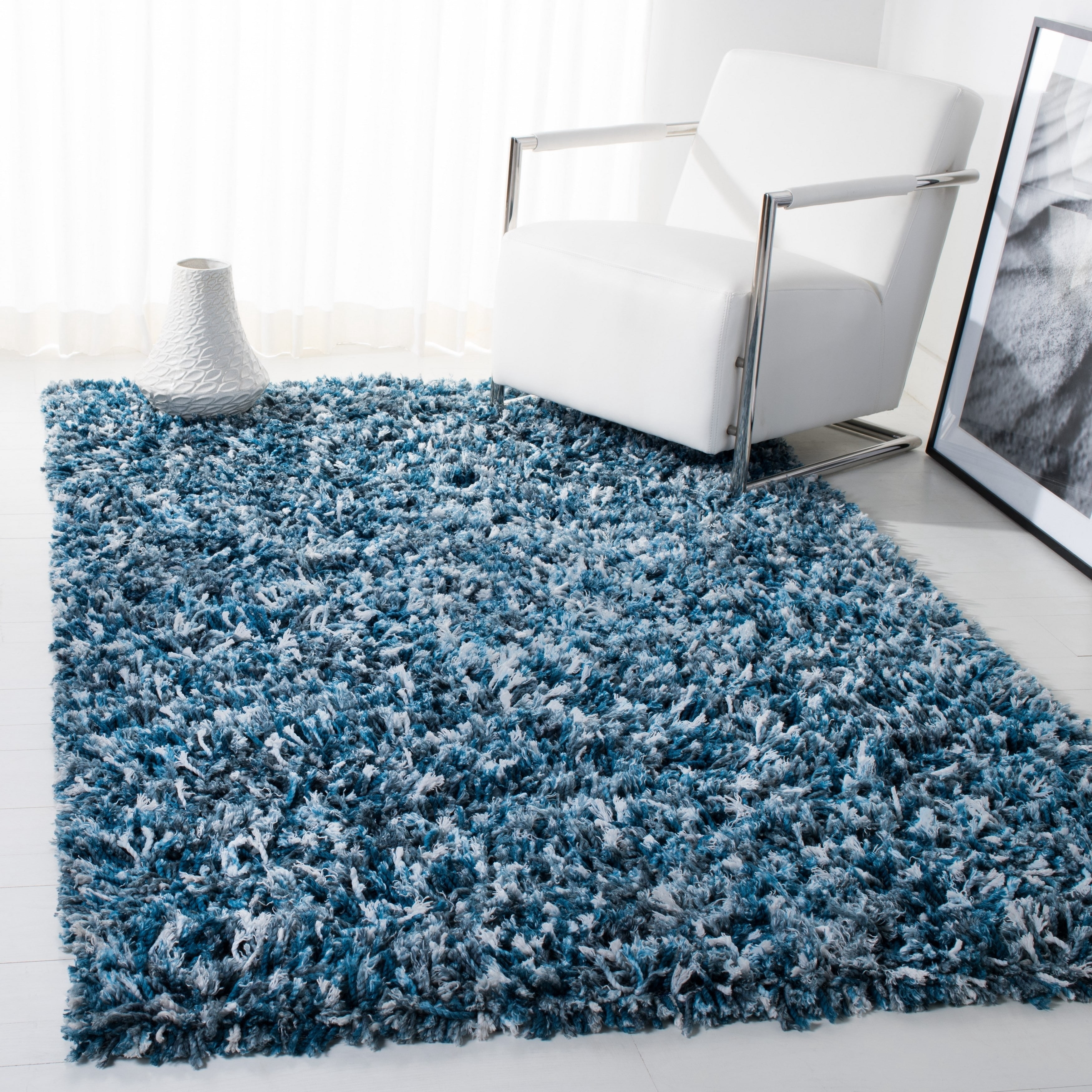 SAFAVIEH Rio Kynaston Solid Polyester Shag Area Rug, Beige/Ivory, 4' x 6'