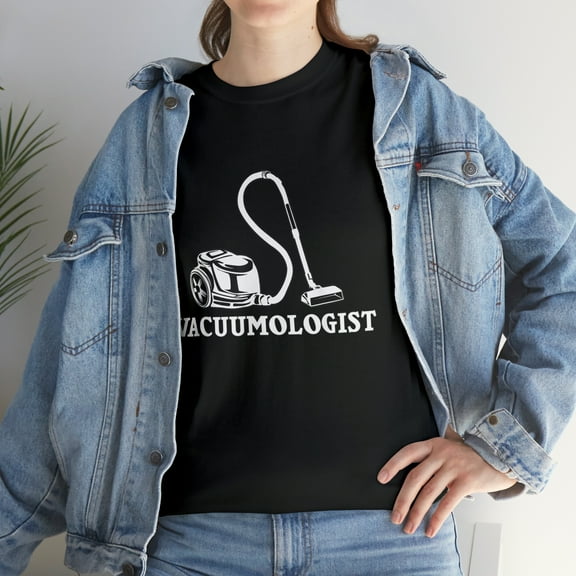 Funny Vacuumologist Vacuum Cleaner Cool Housekeeping T-Shirt