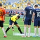 thumbnail image 3 of Calcetines de Fútbol YONGSHENG Acolchados Extra Largos Color Blanco, 3 of 5