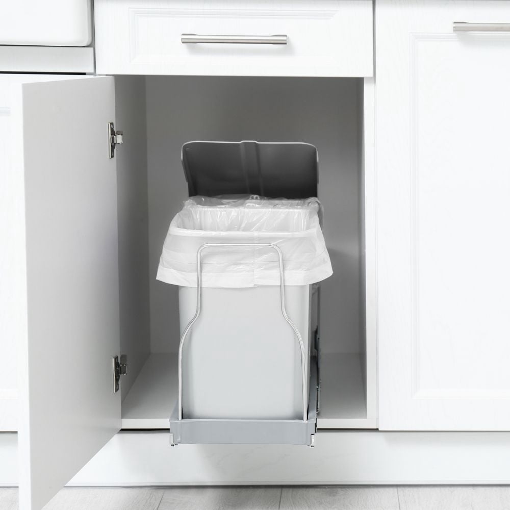 Plasticplace 20-30 Gallon Trash Bags │ 0.7 Mil │ White Garbage Can Liners │ 30" x 36" (200 Count)