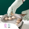 thumbnail image 1 of Guantes de silicona resistente al calor - Guantes verdes para cocina, microondas, barbacoa - 1 par, 11" de largo, 1 of 6