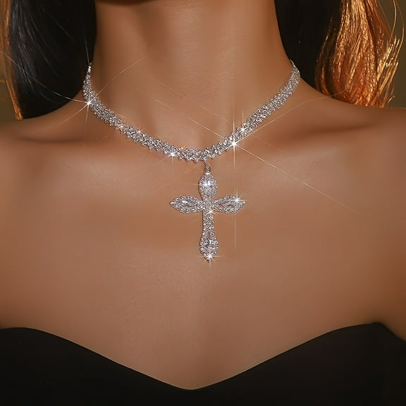 925 Zirconia Luxury Sparkly Necklace - Artificial Zirconia Cross Pendant - Presents The Neck Decoration of Female Friends