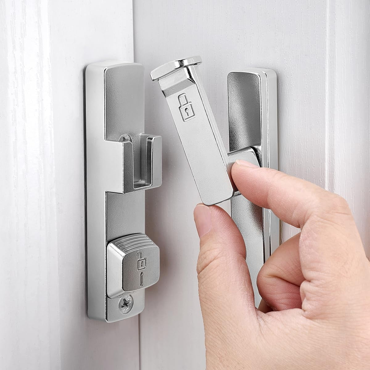 JJEAN-Silvery 90 Degree Barn Door Lock,Flip Gate Latches Hardware,Zinc Alloy Right Angle Door Lock Latch,Protect Privacy,for Barn Door,Cabinets,Windows,Garden,Bathroom