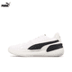 thumbnail image 2 of Zapatillas de baloncesto PUMA Clyde Hardwood Team TPU para hombre, de caña baja y prácticas, en blanco y negro, 2 of 5