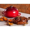 thumbnail image 4 of Horno de pan Le Creuset de hierro fundido esmaltado color cereza, 4 of 6