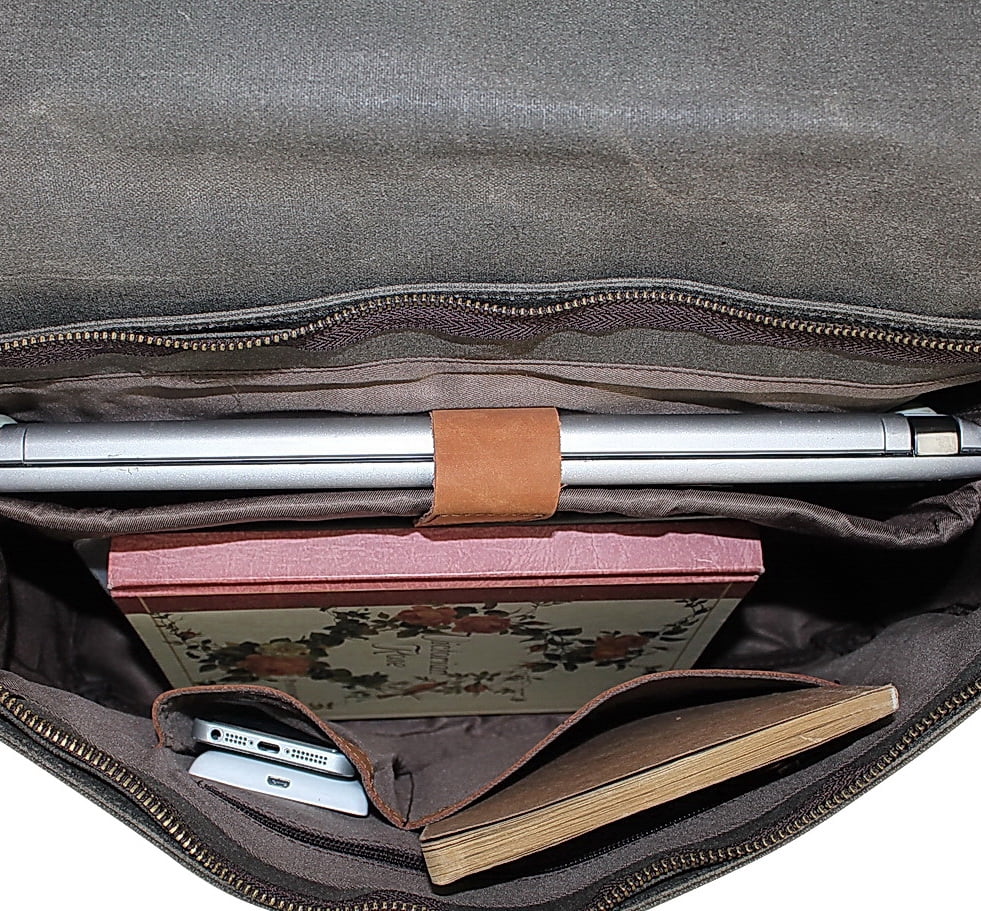 Vagarant Traveler 15" Vintage Cotton Wax Canvas Laptop Messenger Bag C31LW-CB