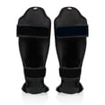 thumbnail image 2 of Espinilleras Fairtex SP5 ligeras y duraderas, talla mediana, negras, 2 of 4