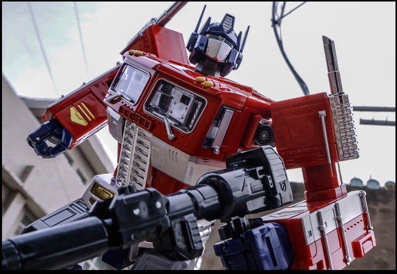 Transforming Masterpiece Optimus Prime MP Figure  12 inch Autobot Decepticon In Stock Ages 15+