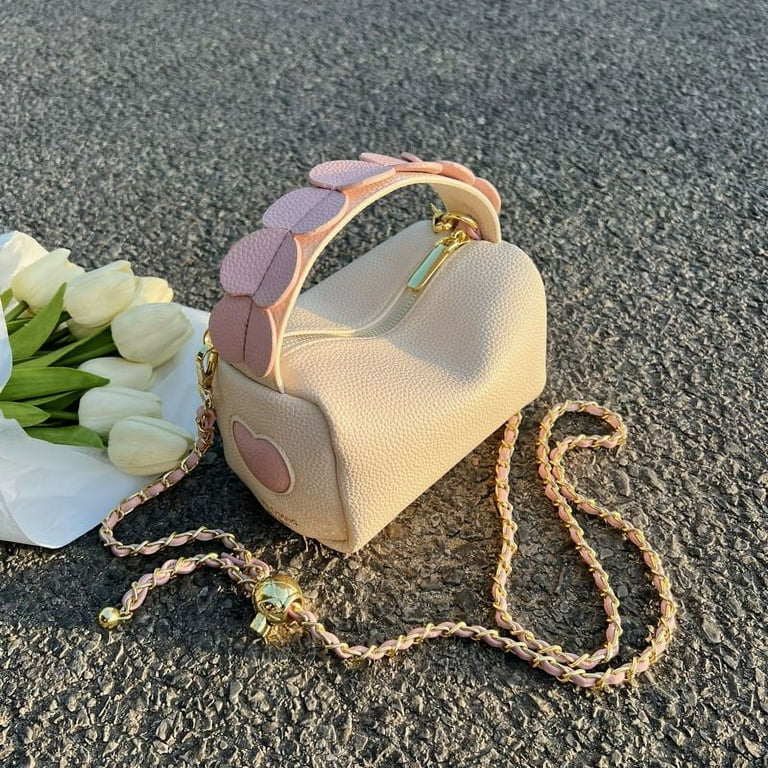 CoCopeaunts Luxury Designer Heart Shoulder Bag for Women Korean