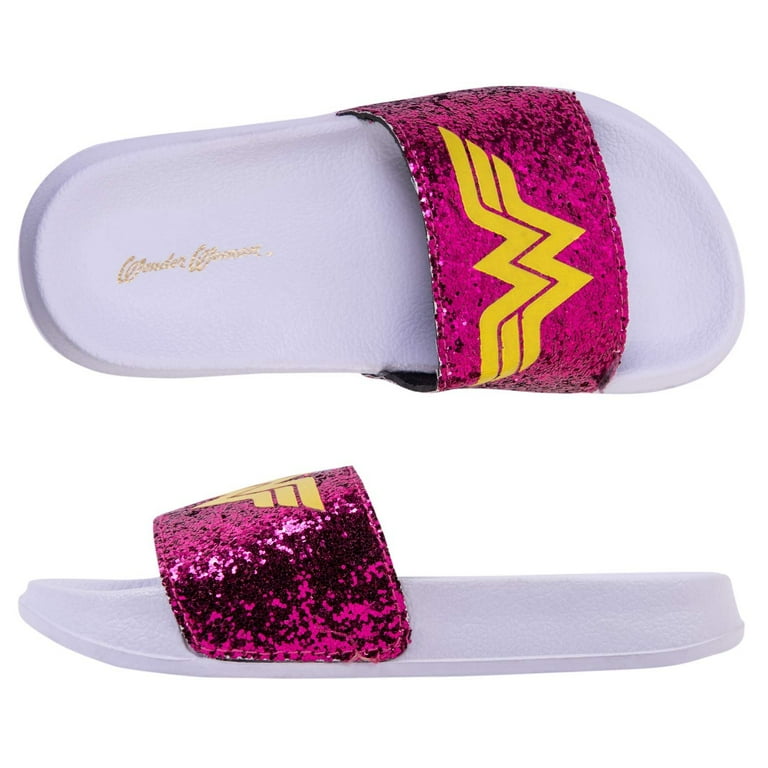 Wonder woman slippers best sale walmart