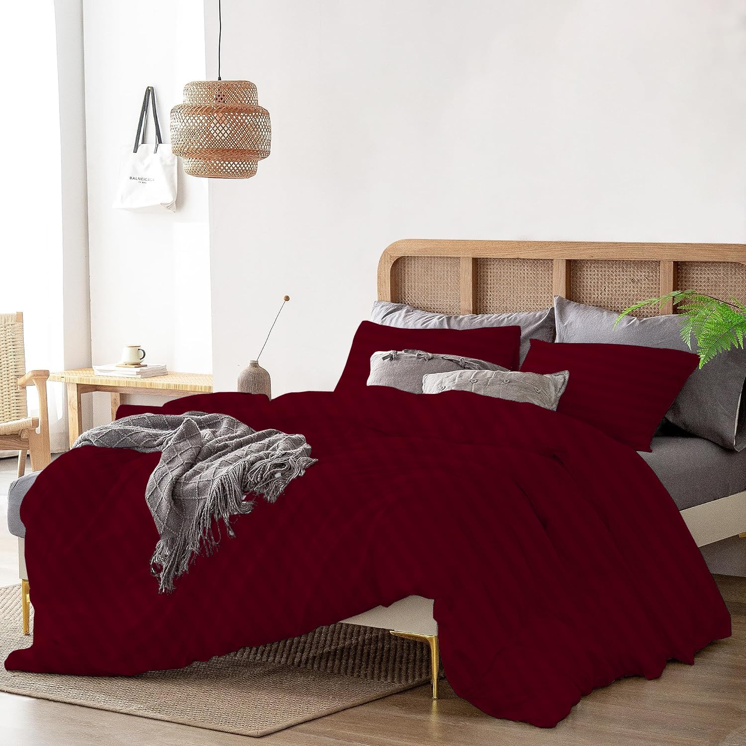 1 Piece Duvet Cover Luxury 800 Thread Count 100% Egyptian Cotton Oversized Super King (120"x98") Inch Duvet Cover with Zipper Closure & Corner Ties - Burgundy Stripe