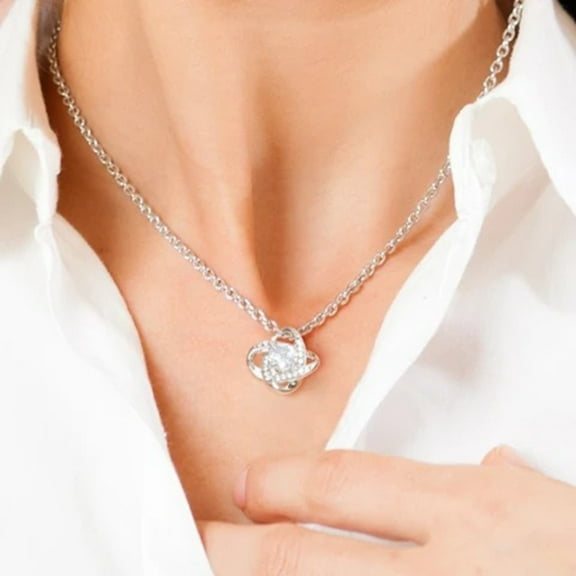 Teissuly Necklace Female Clavicle Chain Four-leaf Jewelry Pendant Eternal Heart Diamond