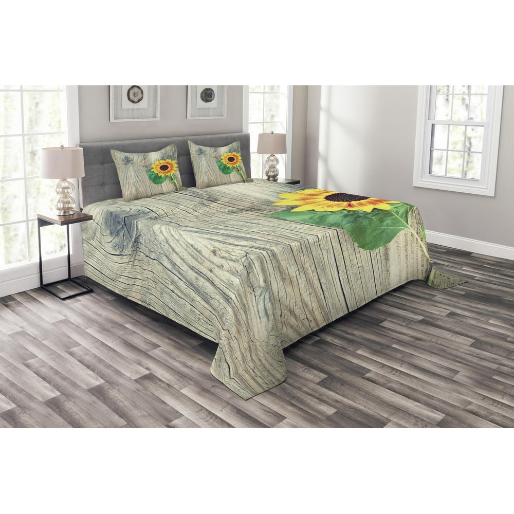 Sunflower Bedspread Set, Sunflower on Wooden Old Board Bouquet Floral Mother Earth Artsy Photo