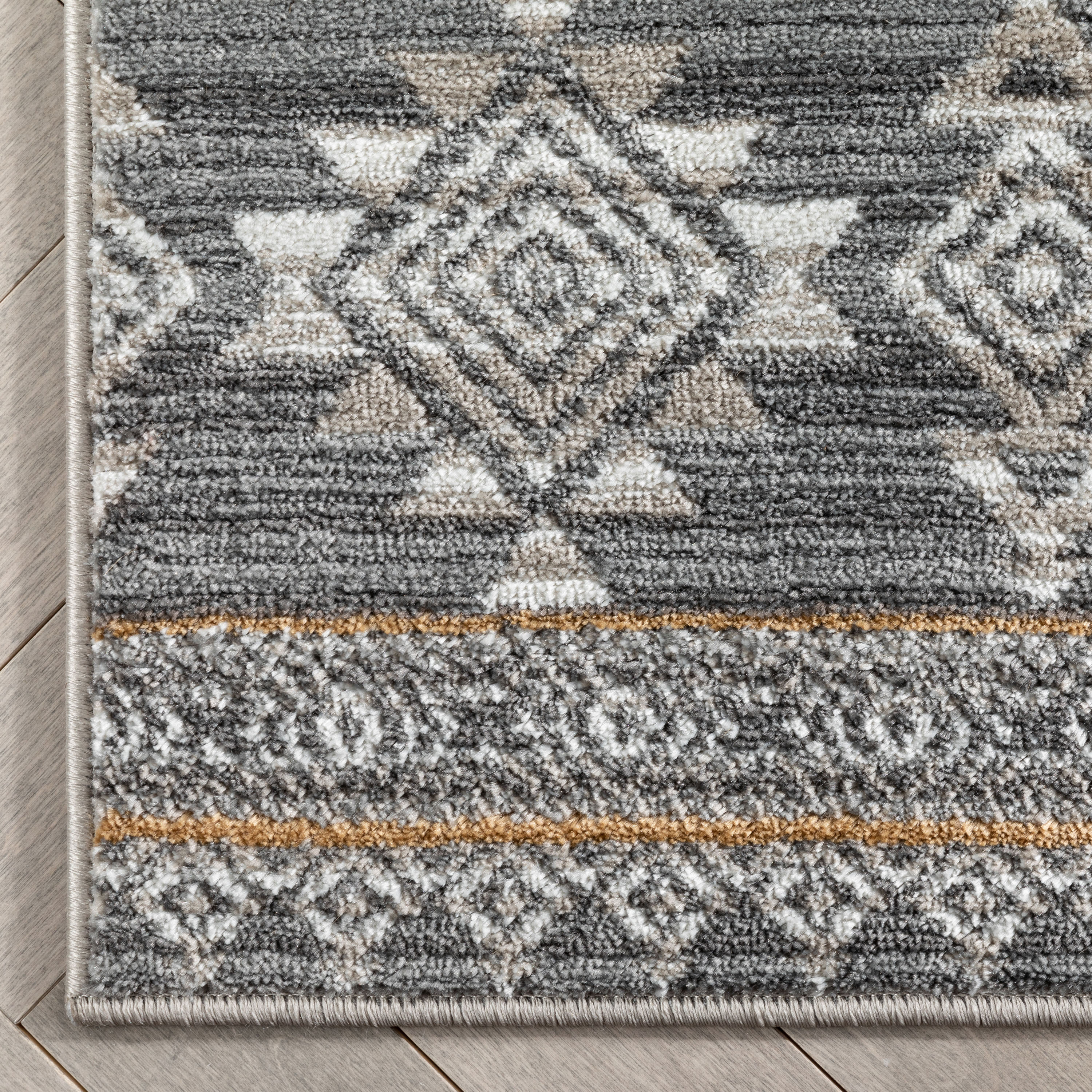 Well Woven Verity Moroccan Area Rug, 5.25' x 7.25', Eclectic Geometric Pattern, Soft, Glam Pile, Distressed Design & Modern Color Palette