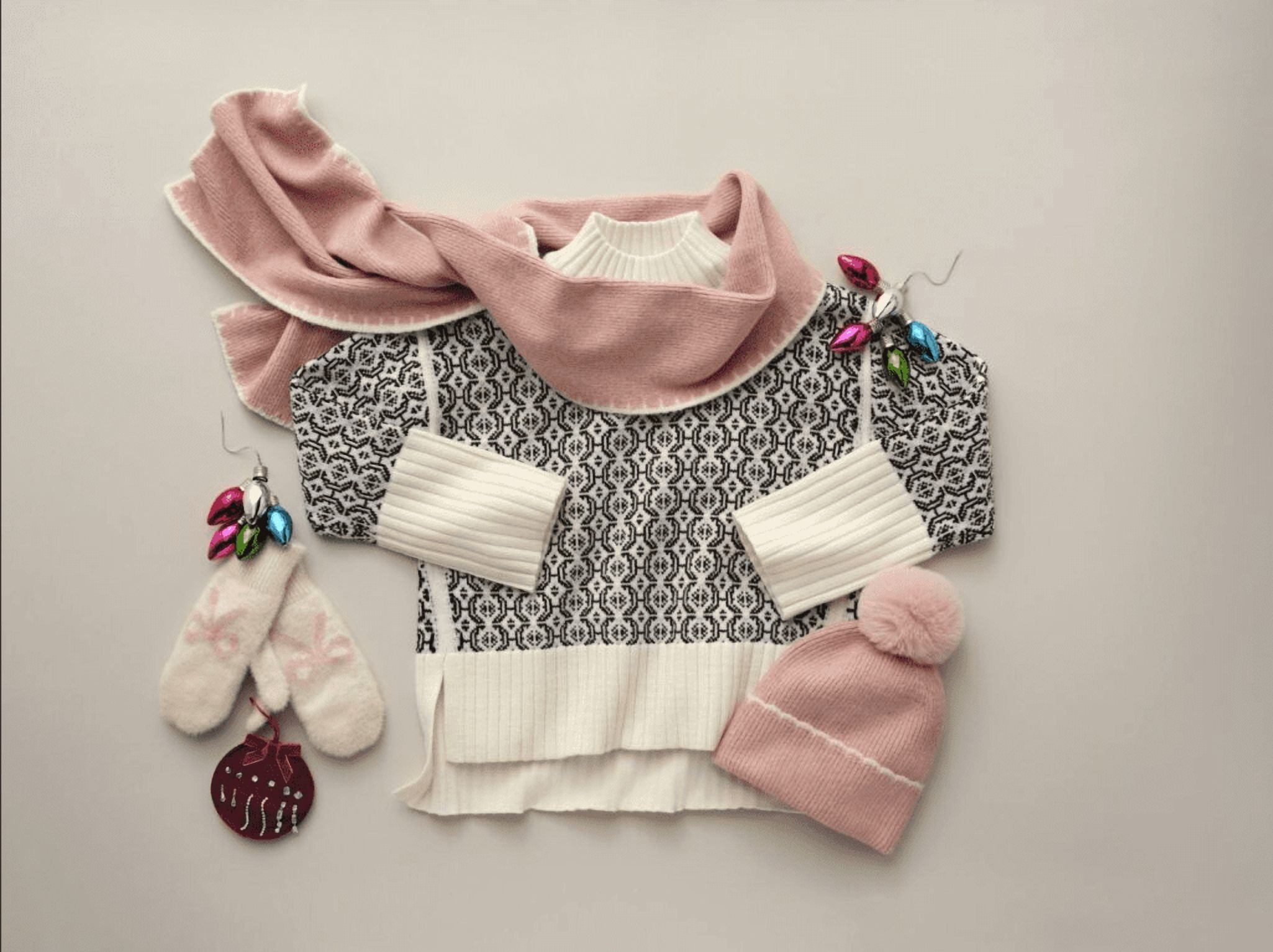 Free Assembly Women's Patterned Mock Neck Sweater with Tall Cuffs, Midweight, Sizes XS-XXL