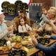 thumbnail image 1 of Paquete de 20 Platos de Papel de 18 Cm (7") Negros y Dorados para Año Nuevo | Artículos Desechables para Postres y Pasteles | Vajilla para Fiestas Navideñas | Laa251027004A, 1 of 6