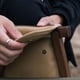 thumbnail image 3 of Bolsa lateral Kermit Ndcxsfigh para Silla Reposabrazos Caqui, 3 of 5