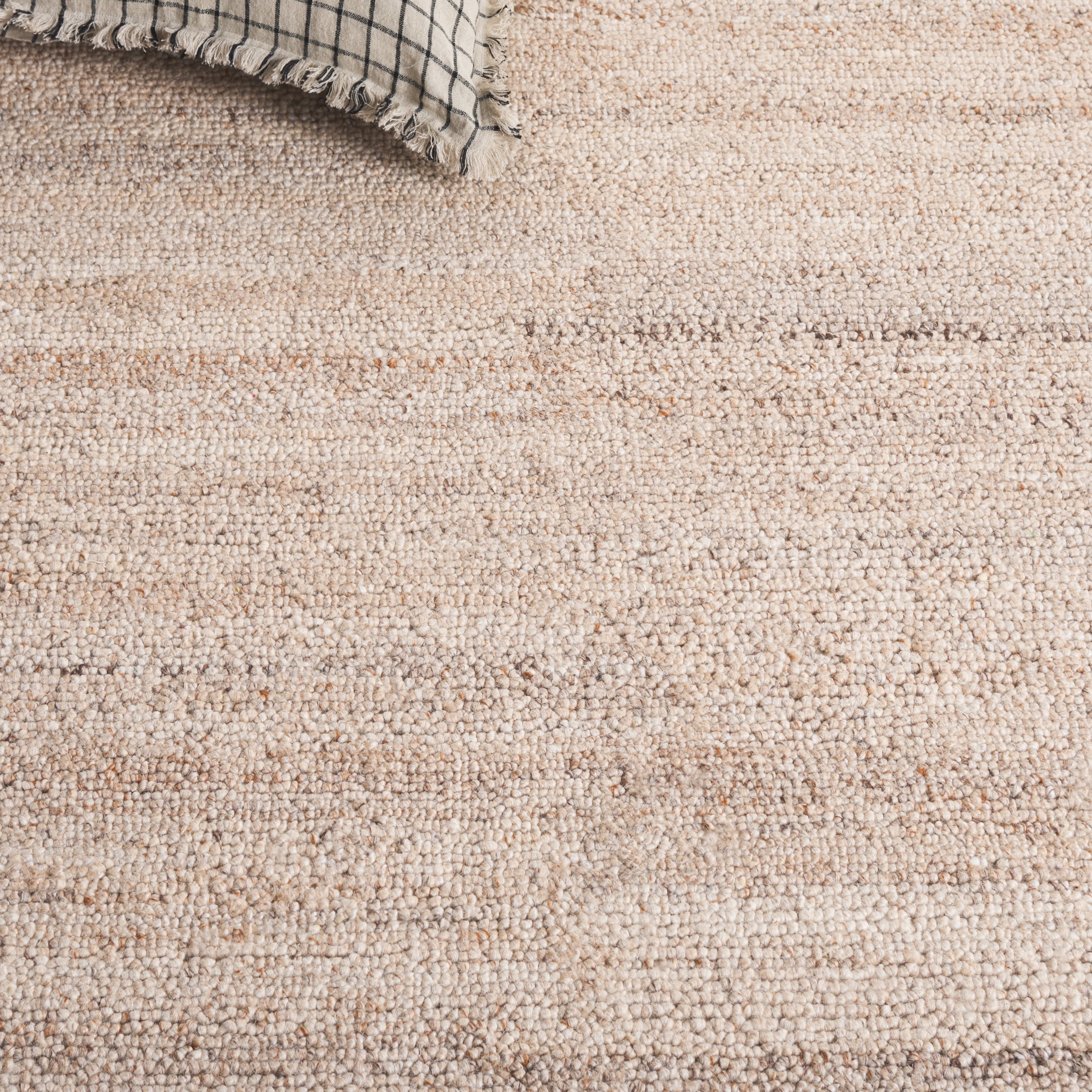 SAFAVIEH Natura Damri Solid Area Rug, Beige, 8' x 10'