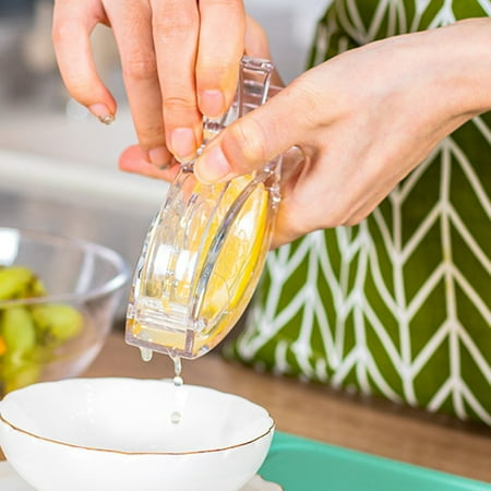 

Mightlink Manual Juicer Portable Fish Shape Transparent Visible Acrylic Handheld Lemon Slice Juicer Kitchen Dining Room Gadget for Daily Use