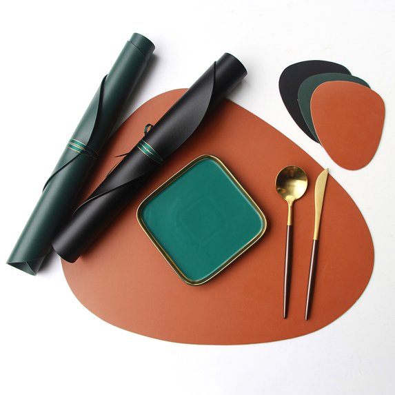 SPRING PARK 2Pcs Faux Leather Placemats and Coasters Set, Washable Round Table Mat, Waterproof Coffee Mats, Heat-Resistant Place Mat for Kitchen Dining Table