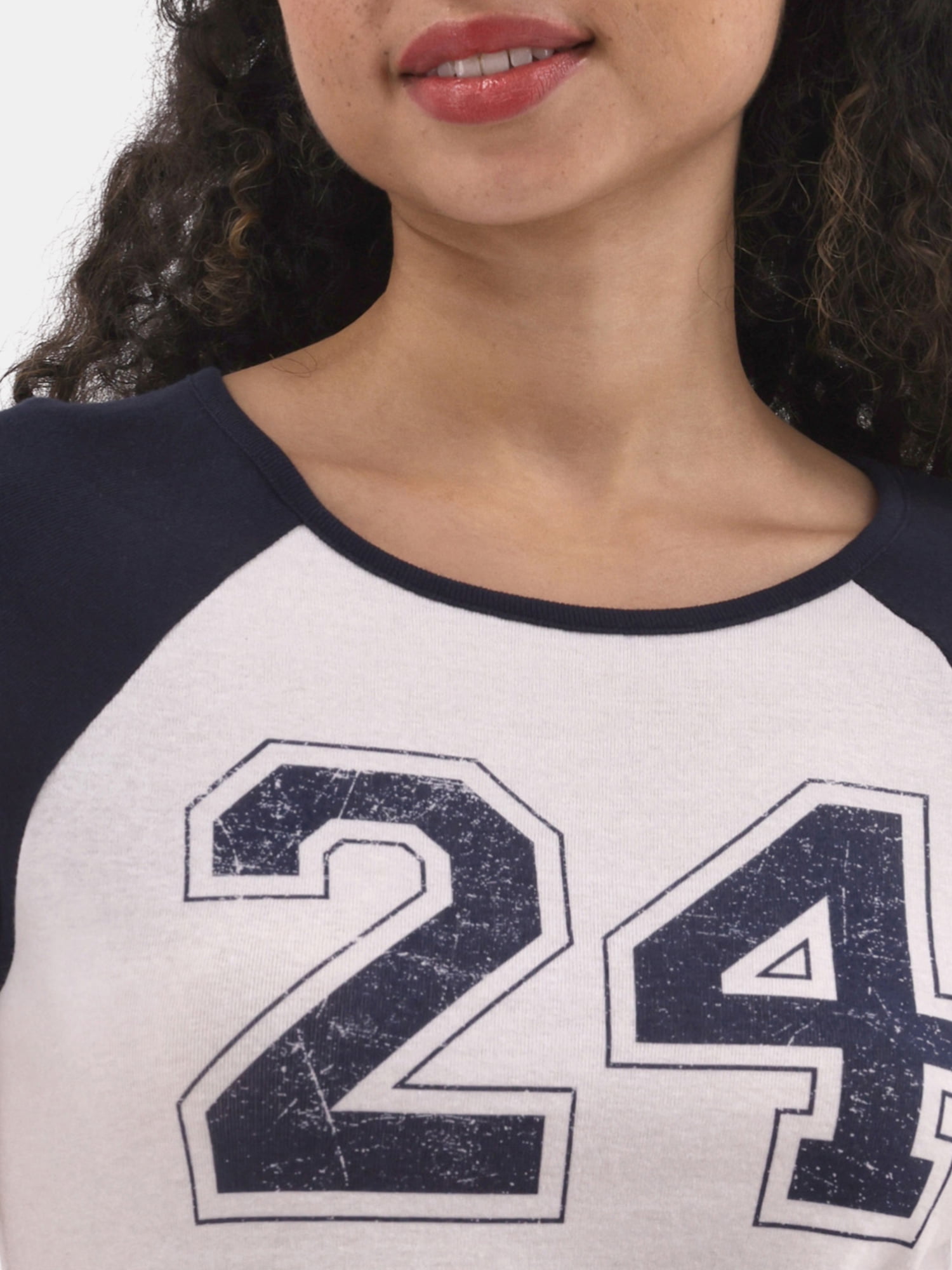 No Boundaries Graphic Raglan Baby Tee with Short Sleeves, Women's